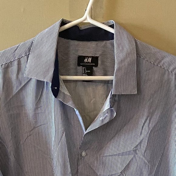 H&M Blue + White Pinstripe Button Up - Picture 1 of 4